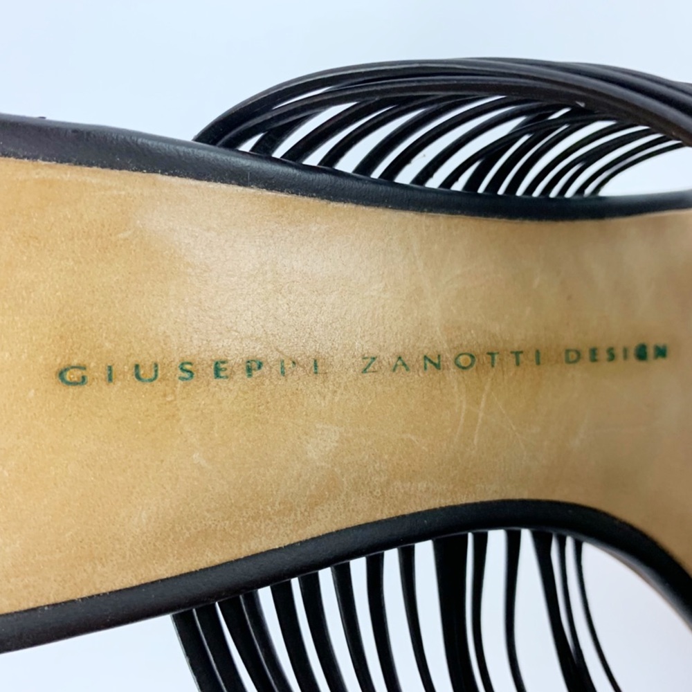 GIUSEPPE ZANOTTI / PISSI GOLD ANKLET SANDALS - Picture 4 of 6